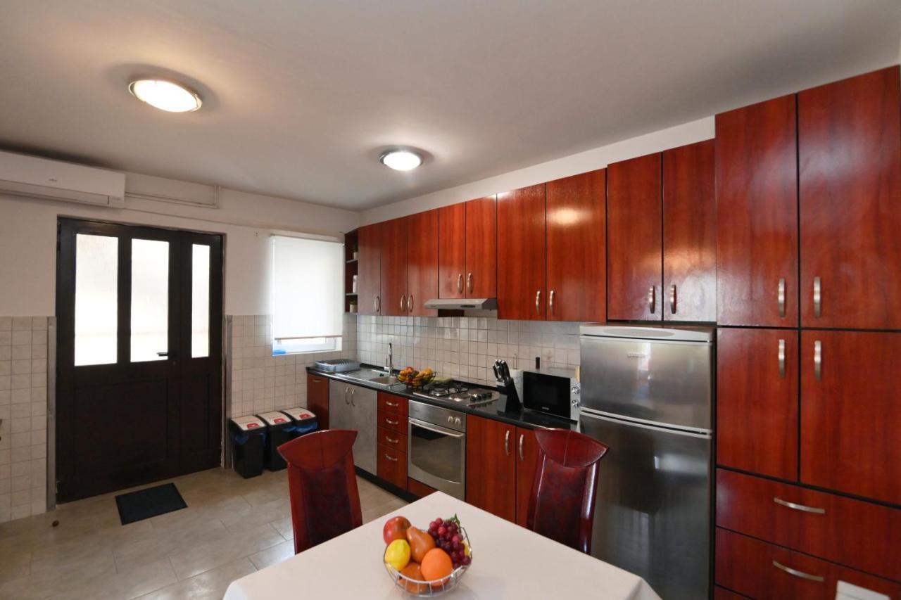 Antonio Apartments Rijeka Exteriör bild